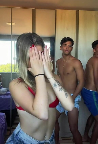 4. Hot Mapu Alves Shows Cleavage in Red Bikini Top