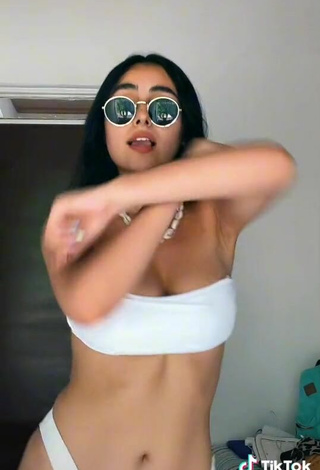 5. Sexy Marianella Flórez Lovera Shows Cleavage in White Bikini and Bouncing Boobs