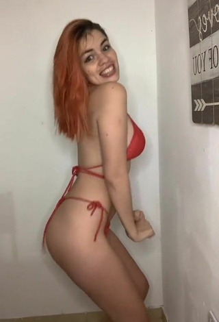 6. Beautiful Camili Tamelo Shows Cleavage in Sexy Red Bikini
