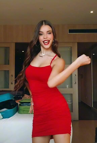 Sexy Nadia Vilaplana Shows Cleavage in Red Dress