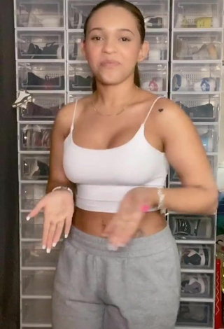 4. River Bleu Shows Cleavage in Alluring White Crop Top and Bouncing Boobs