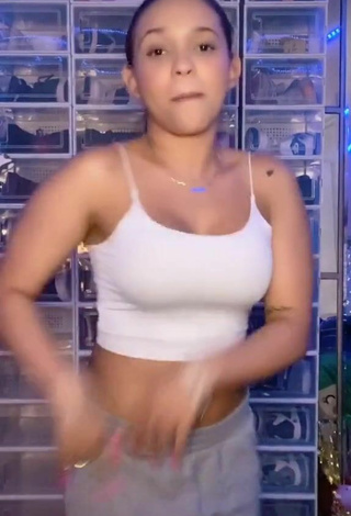 5. River Bleu Shows Cleavage in Sweet White Crop Top and Bouncing Boobs