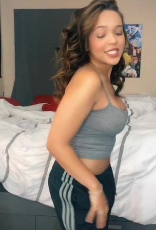 3. River Bleu Shows Cleavage in Sexy Grey Crop Top