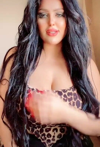 6. Sexy Salma Elshimy Shows Cleavage in Leopard Crop Top