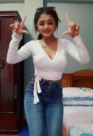 3. Sexy Samikshya Basnet Shows Cleavage in White Crop Top