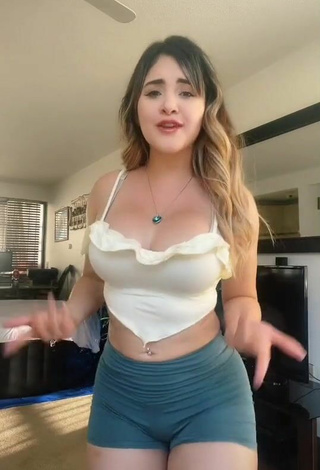 Fine Sharon Shirley Shows Cleavage in Sweet White Crop Top