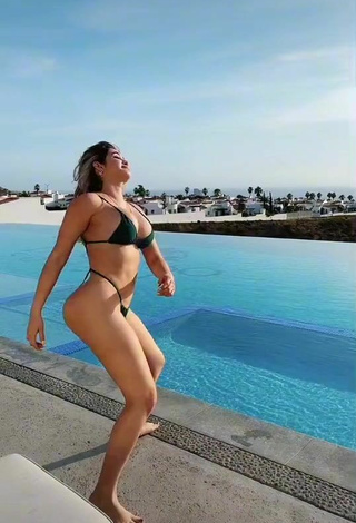 5. Cute Sharon Shirley Shows Butt and Bouncing Tits at the Swimming Pool