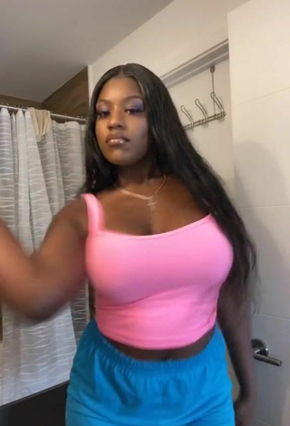 Lovely Skaibeauty Shows Cleavage in Pink Crop Top and Bouncing Boobs