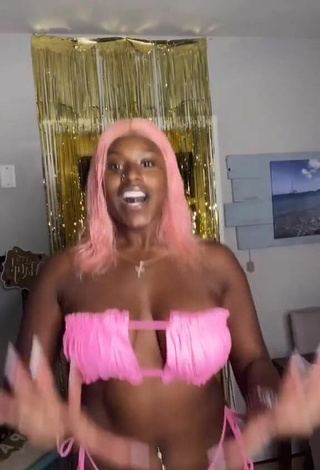 4. Skaibeauty Looks Erotic in Pink Bikini and Bouncing Tits