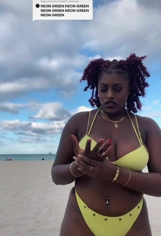3. Adorable Skaibeauty Shows Cleavage in Seductive Yellow Bikini and Bouncing Boobs at the Beach