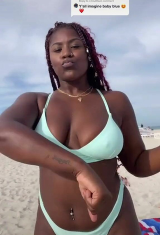 6. Hottest Skaibeauty Shows Nipples and Bouncing Tits at the Beach