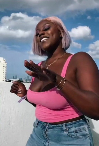 4. Amazing Skaibeauty Shows Nipples Braless and Bouncing Boobs
