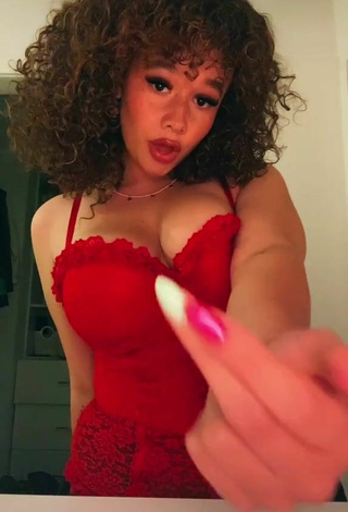 3. Erotic Talia Jackson Shows Cleavage in Red Dress