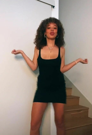 2. Sweetie Talia Jackson Shows Cleavage in Black Dress and Bouncing Boobs