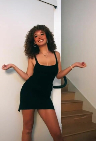 3. Sweetie Talia Jackson Shows Cleavage in Black Dress and Bouncing Boobs