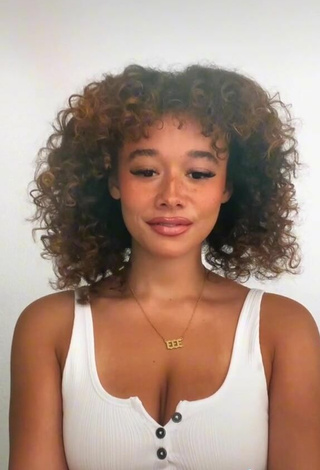 6. Sexy Talia Jackson Shows Cleavage in White Crop Top