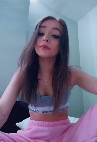 5. Sexy Zoeigh Lavender Shows Cleavage in Grey Crop Top