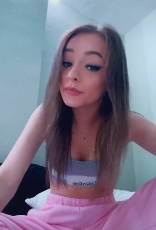 6. Sexy Zoeigh Lavender Shows Cleavage in Grey Crop Top