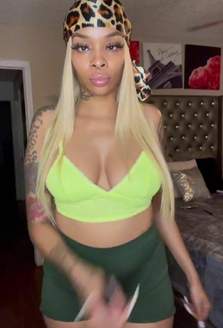 1. Cute Diandra Shows Cleavage in Light Green Crop Top and Bouncing Boobs