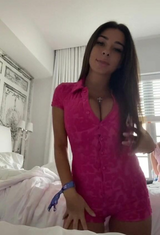 3. Sexy alexuh1 Shows Cleavage in Pink Bodysuit