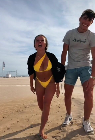3. Sexy Celia Pergo Shows Cleavage in Yellow Bikini at the Beach