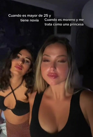 2. Sexy Celia Pergo Shows Cleavage in Black Crop Top