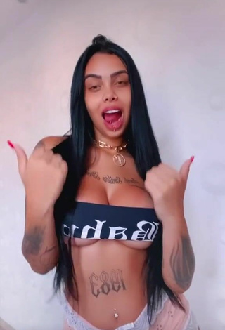 3. Sexy Nathi Rodrigues in Crop Top and Bouncing Tits