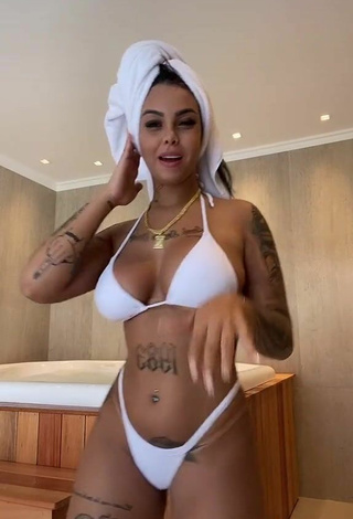 6. Cute Nathi Rodrigues Shows Cleavage in White Bikini and Bouncing Tits