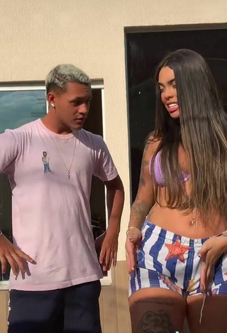 5. Sexy Nathi Rodrigues Shows Cleavage in Bikini Top