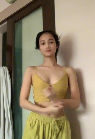 6. Sexy Gerlyn Severa Shows Cleavage in Yellow Crop Top