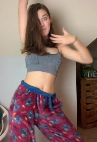 6. Sweetie Faith Moormeier Shows Cleavage in Grey Crop Top and Bouncing Boobs
