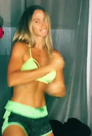 6. Sexy Ingrid Vasconcelos Shows Cleavage in Light Green Bikini Top