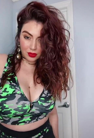 Beautiful Jane Rocci Shows Cleavage in Sexy Camouflage Crop Top and Bouncing Breasts