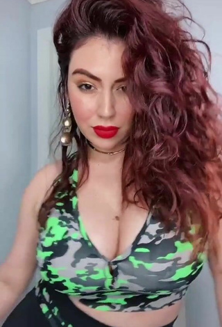 2. Beautiful Jane Rocci Shows Cleavage in Sexy Camouflage Crop Top and Bouncing Breasts