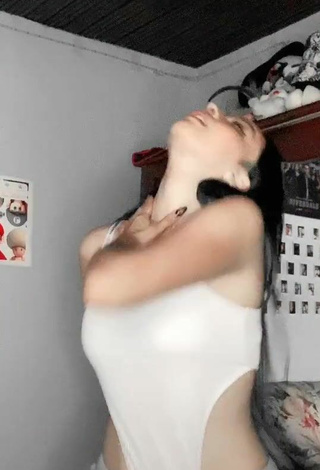 4. Cute Laura Narvaez Shows Cleavage in White Bodysuit and Bouncing Tits