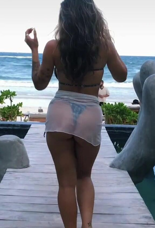 2. Hot Luciana DelMar Shows Butt at the Beach