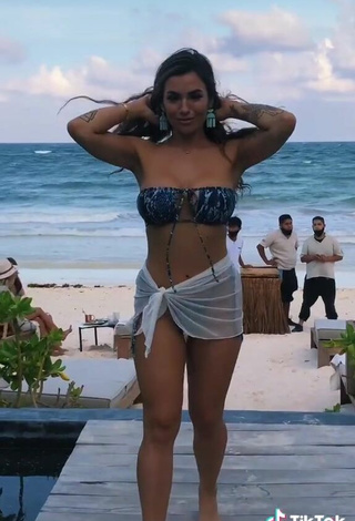 4. Hot Luciana DelMar Shows Butt at the Beach