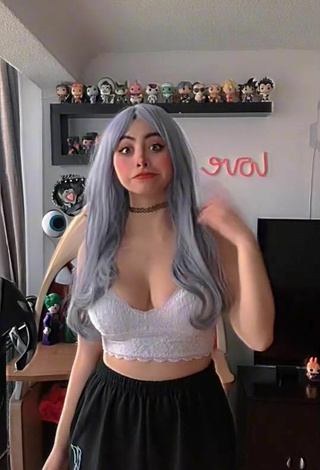 3. Magnetic Matz Franco Shows Cleavage in Appealing White Crop Top and Bouncing Boobs