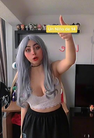 5. Magnetic Matz Franco Shows Cleavage in Appealing White Crop Top and Bouncing Boobs