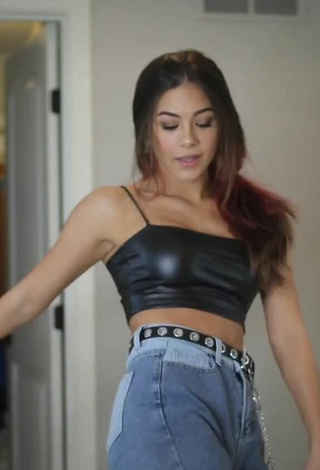 4. Sexy Mia Sweitz Shows Cleavage in Black Crop Top and Bouncing Boobs