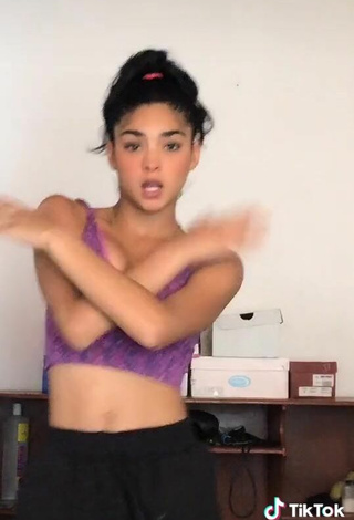5. Really Cute Paola del Castillo Shows Cleavage in Crop Top and Bouncing Boobs