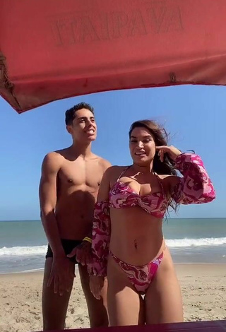 Hot Raissa Barbosa Shows Butt at the Beach