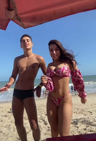 3. Sexy Raissa Barbosa Shows Butt at the Beach