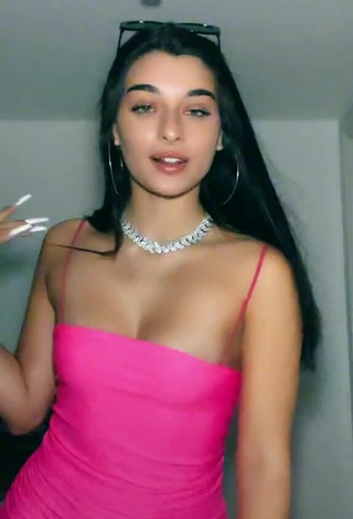 Hot Sofia Crisafulli Shows Cleavage in Pink Dress