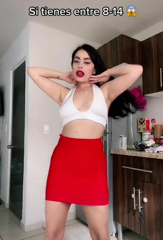 Hot Sara Marti Shows Cleavage in White Crop Top and Bouncing Tits