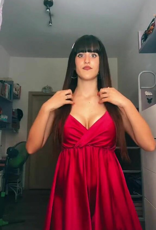 3. Breathtaking Alice Iori Shows Cleavage in Red Dress