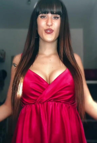 2. Wonderful Alice Iori Shows Cleavage in Red Dress