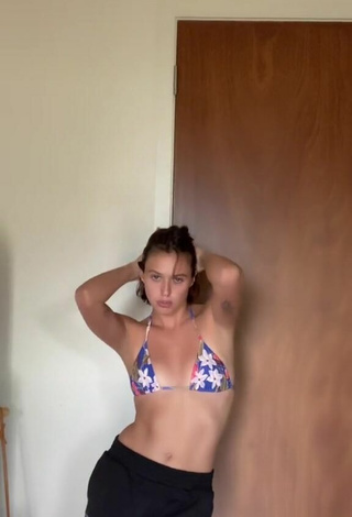 Sexy Tatiana Ringsby Shows Cleavage in Bikini Top