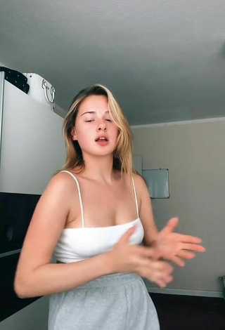 4. Sexy Adii Shows Cleavage in White Crop Top