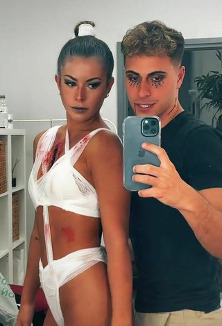 5. Sexy Alba López Shows Cleavage in White Bikini
